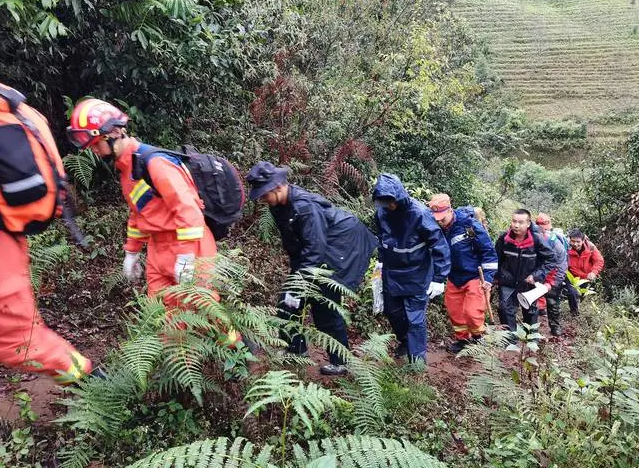 4名地质调查人员在云南哀牢山失联多日