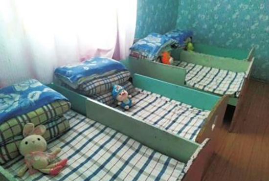 新乡太阳村孩子们的小床。大河客户端 图