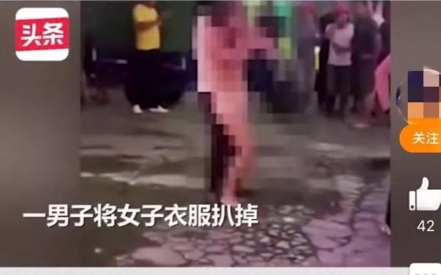 女乘客与司机争执过程中衣服脱落 被拍视频传网上