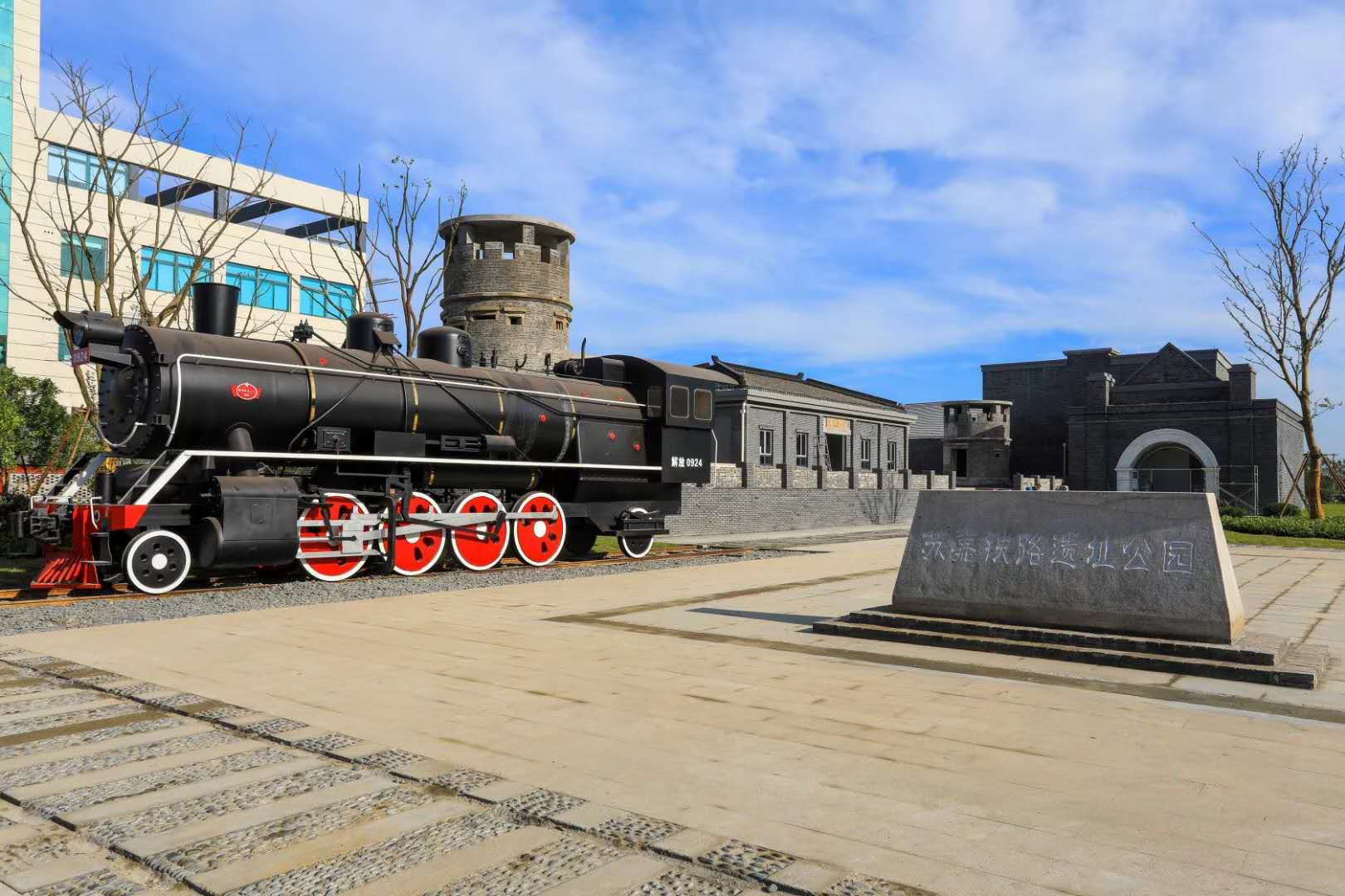 高清晰冒烟的复古蒸汽机火车