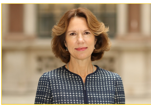 英国驻华大使吴若兰当天,英国驻华大使吴若兰发表了一篇《外国媒体