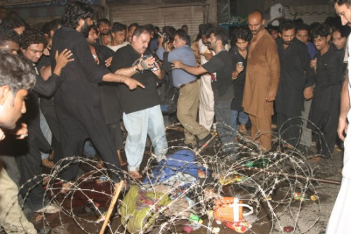 巴基斯坦连环爆炸造成至少25人死180人伤