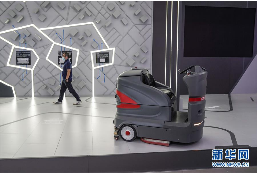 杭州2020年服务业占gdp_杭州西湖图片(3)