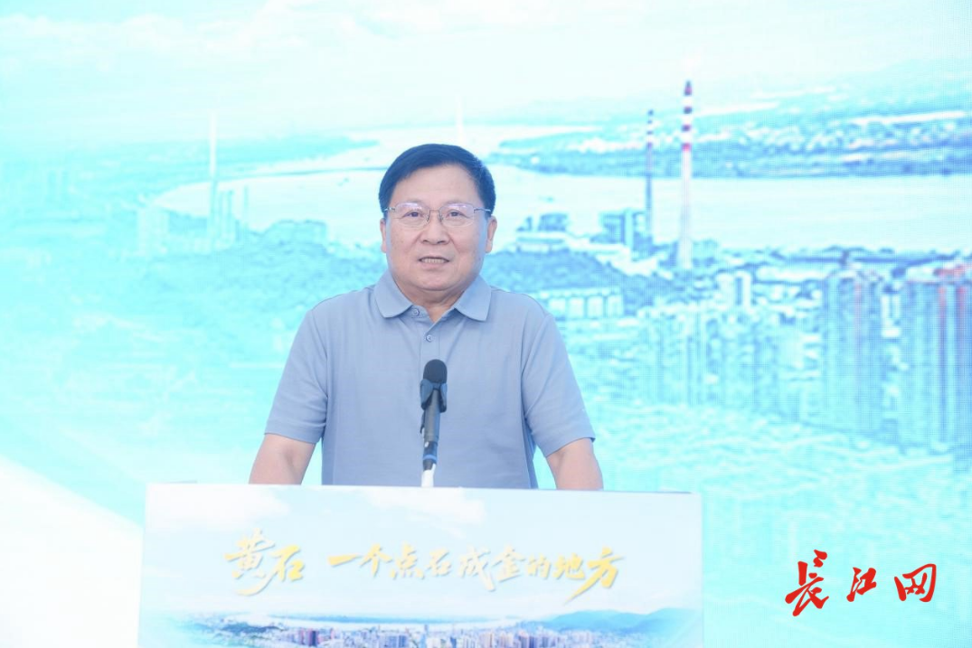 中国城市新闻网媒联盟会长胡宝祥在启动式上致辞。 长江网记者彭年 摄