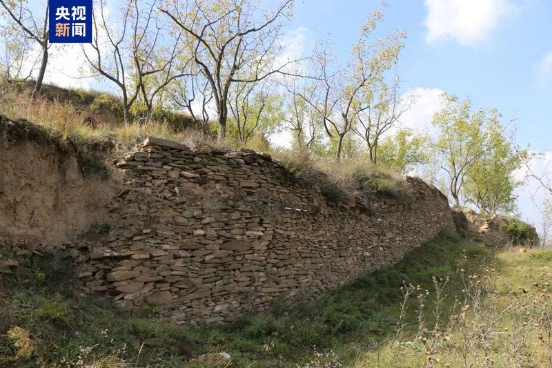 △佳县1号城址墙体