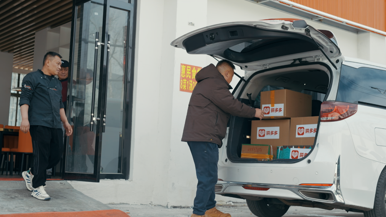 ▲电商西藏包邮后,极大解决了食材购买难题