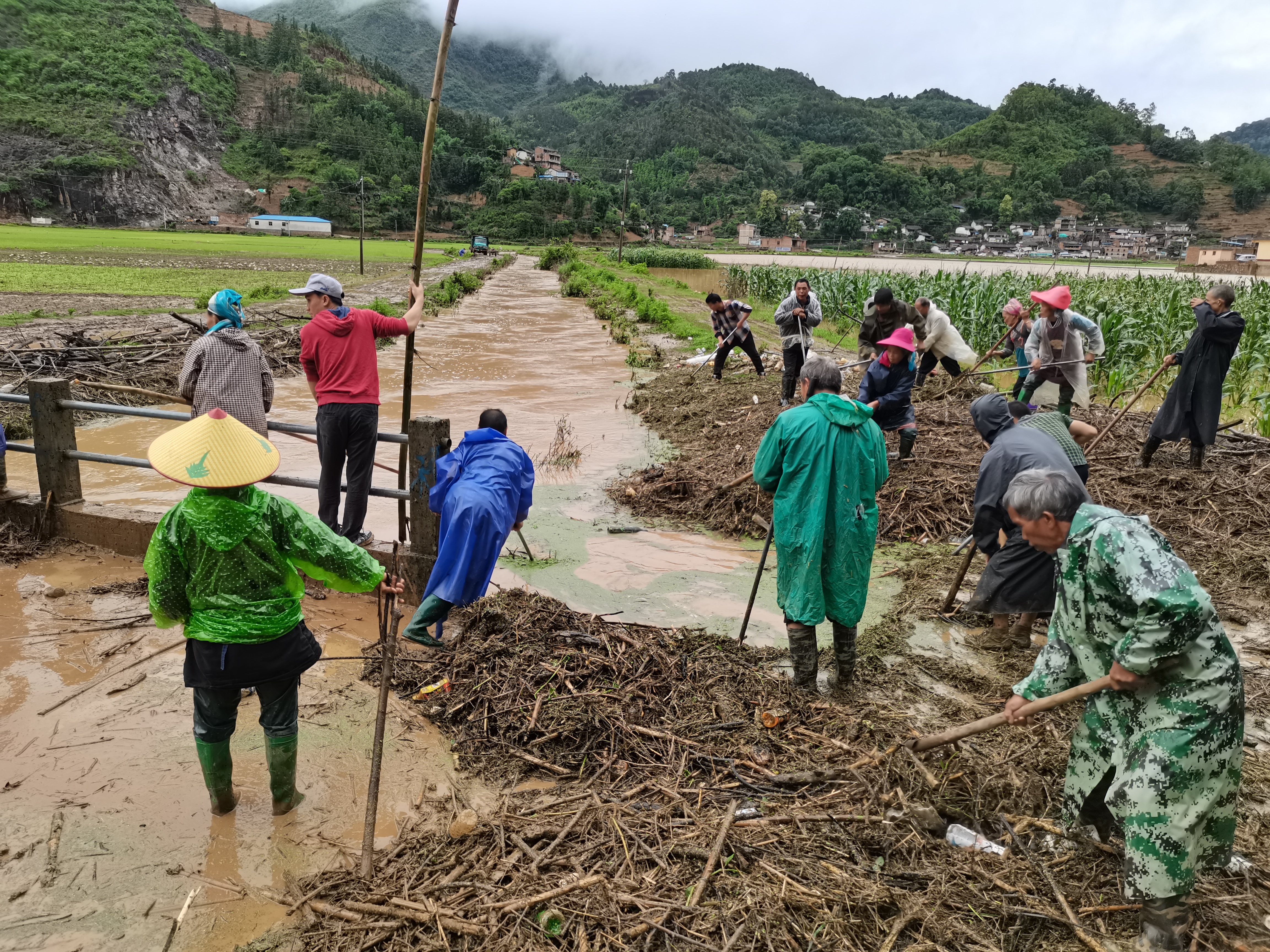 云南丘北暴雨灾害已造成4人遇难3人失联 含2名抢险救援工作人员