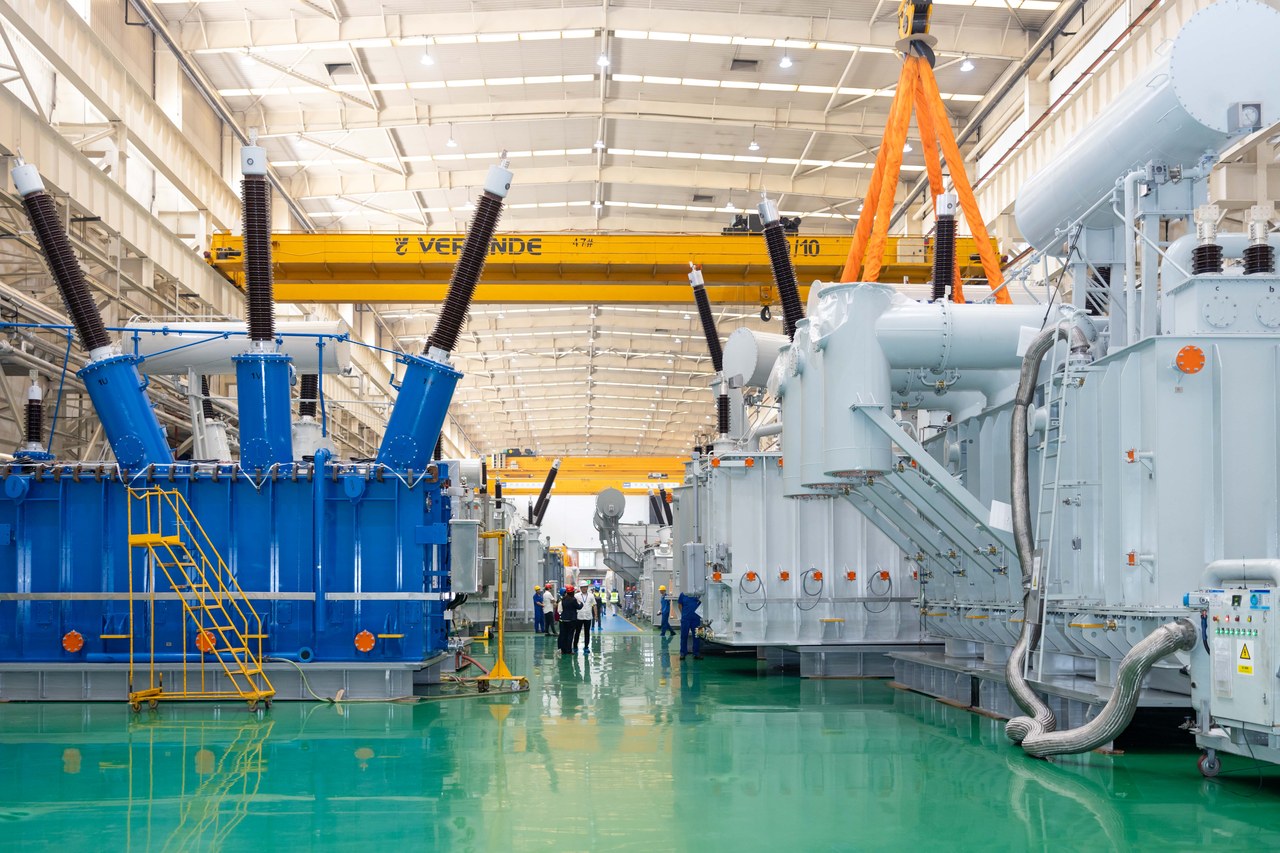 位于上海松江的正泰电气变压器车间。新华社记者 王翔 摄