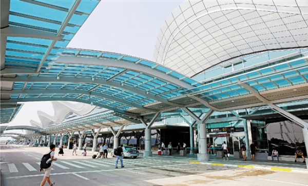 杭州萧山国际机场t1航站楼提升改造完毕后投入使用.记者 魏志阳 摄