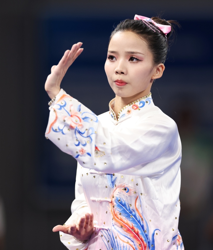 浙江首金浙大研究生陈小丽获大运会女子太极拳金牌
