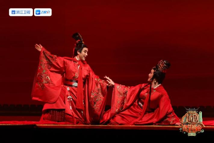 表演者:茅威涛、王滨梅 配图2