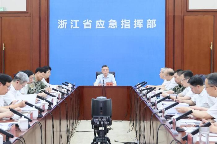11日上午,省委副书记、省长刘捷在省防指主持召开台风“巴威”防御工作会商调度会议。潮新闻记者 陆乐 摄