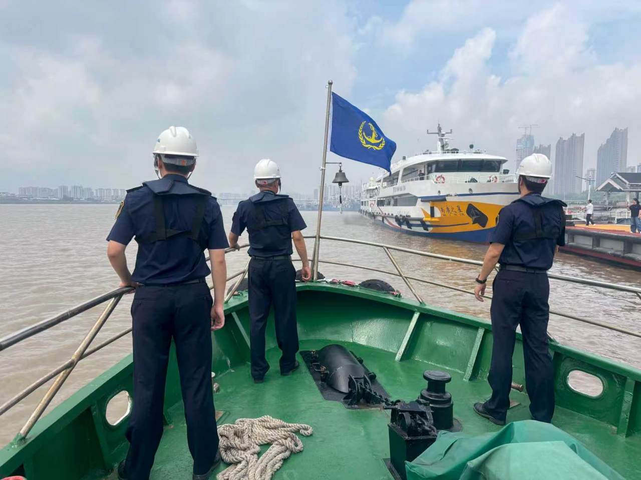 海事部门开展执法检查 温州海事局供图